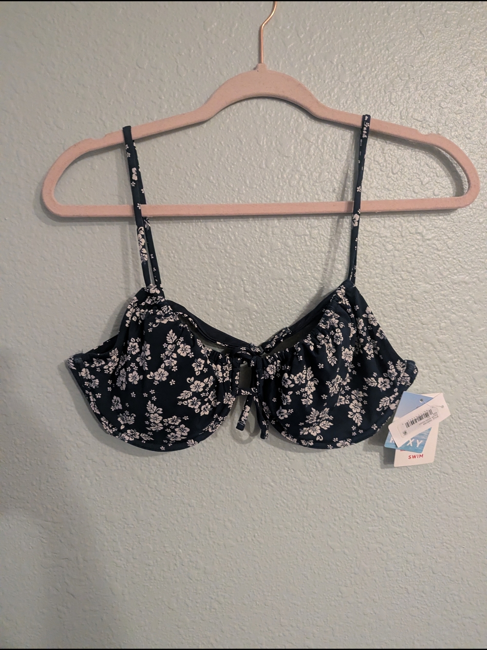 Roxy Navy and White Floral Underwire Bikini Top